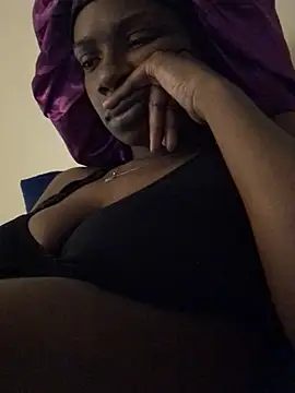 theprettysoles online show from May 1, 4:05 am