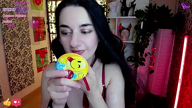 JessicaAlfo online show from June 22, 2:27 am
