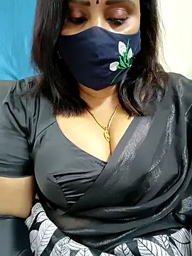 Queenflowerr online show from February 22, 4:08 pm