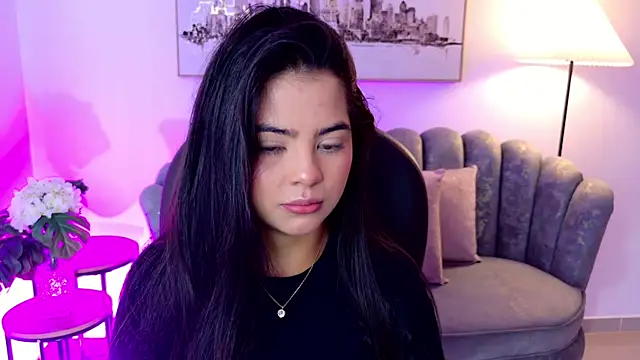 Layla Breezee online show from May 1, 11:57 am