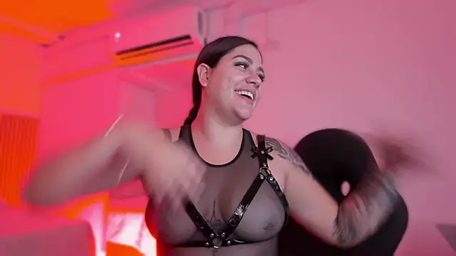 bonnieAn online show from January 17, 11:40 am