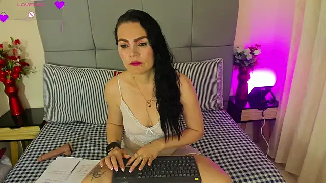 scarlet hit online show from November 15, 4:24 am