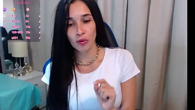 victoria adams07 online show from April 28, 7:51 pm