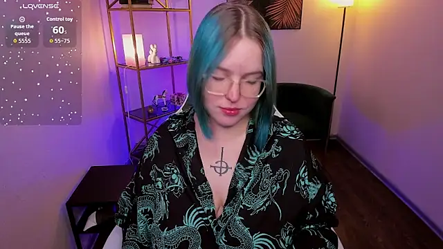Manic pixie  online show from July 31, 3:35 pm