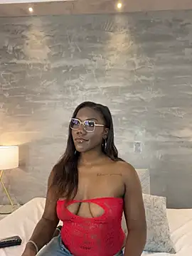Alaia Colins online show from June 22, 4:20 am