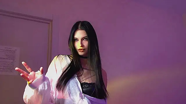 BeverlyMost online show from March 3, 6:25 pm