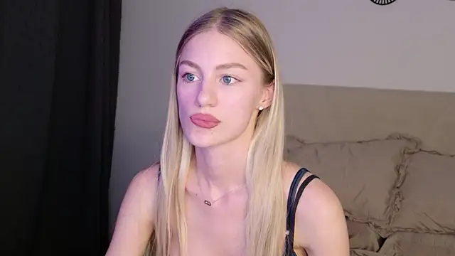 GabriellaOlsen online show from June 11, 3:42 pm