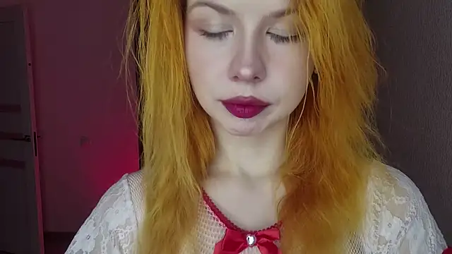 LynetHakes online show from July 7, 6:16 am