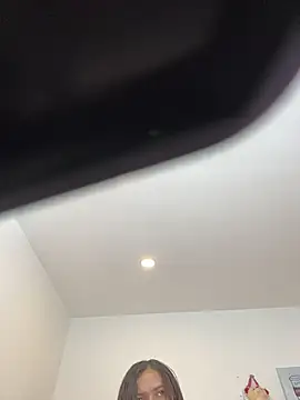 KarlaWild online show from December 18, 12:32 pm