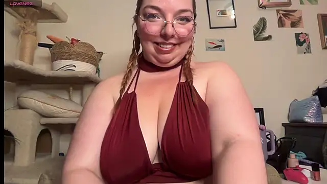 curvycate127 online show from June 4, 2:06 am