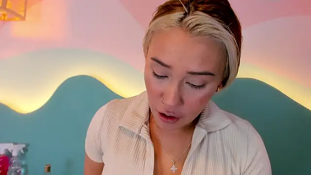 Lannajansen online show from January 7, 1:58 pm