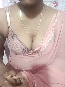 Snapshot of Vedha_Vedhika chatting on October 16, 1:58 pm Vedha Vedhika online show from October 16, 1:58 pm