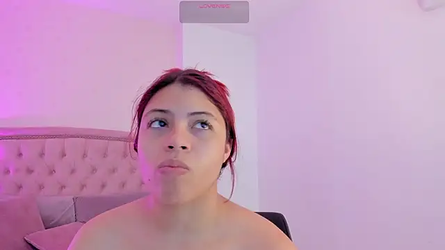 Kendall  Fox online show from February 13, 8:27 am