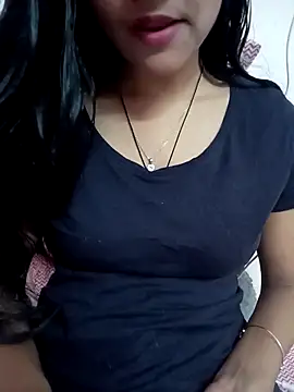 Snapshot of Tanu-00 chatting on October 28, 4:57 pm Tanu-00 online show from October 28, 4:57 pm