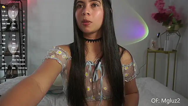 Megancute2  online show from June 27, 7:53 pm