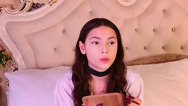 GIGI DAV online show from October 22, 8:58 pm