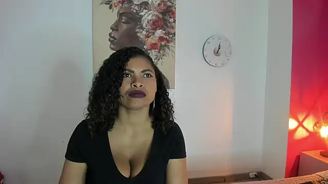 CamiilaReyes online show from November 24, 1:13 pm