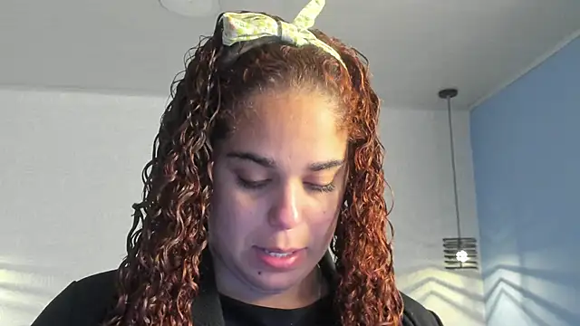 ninna curly online show from March 24, 3:23 am