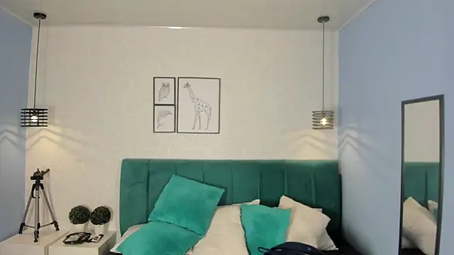 ninna curly online show from June 16, 3:40 am
