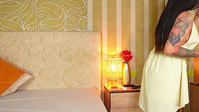 MillaBlis online show from July 10, 9:26 pm