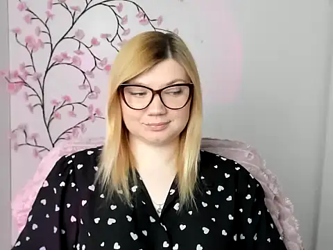 Lola moree online show from May 3, 11:57 am