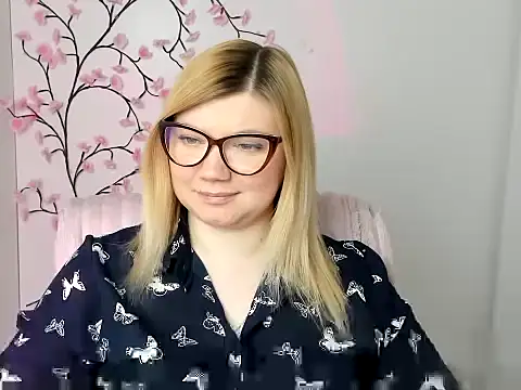 Lola moree online show from April 28, 11:36 am