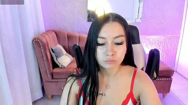 miss isabella m online show from June 18, 1:05 pm
