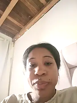 Zaira Rose  online show from April 28, 4:16 am