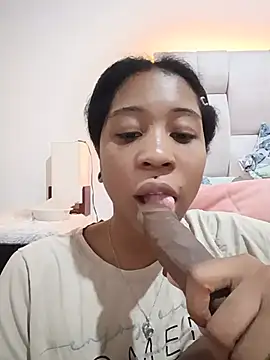 Zaira Rose  online show from June 12, 11:02 pm