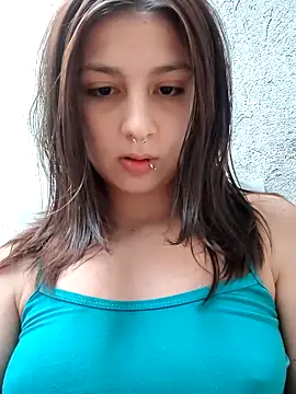 Maiden-Hot online show from May 10, 9:17 pm