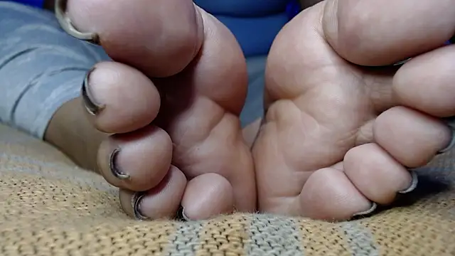 aleya bliss online show from February 15, 2:58 am