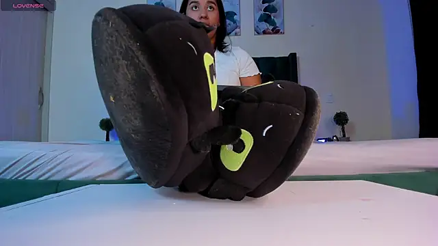 aleya bliss online show from November 5, 2:06 am