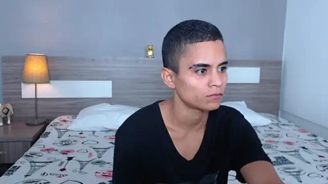 Liiamthompson online show from October 4, 12:55 pm