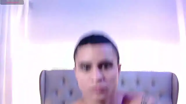 Liiamthompson online show from July 28, 12:48 pm