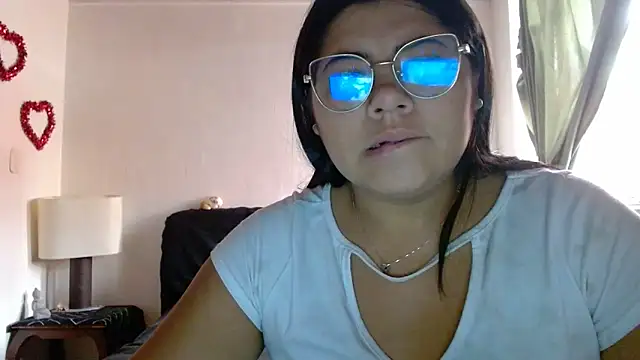 Snapshot of viccky_vick chatting on September 16, 9:45 pm viccky vick online show from September 16, 9:45 pm