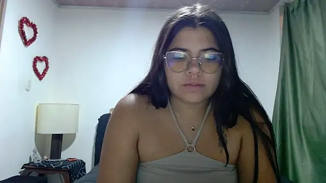 Snapshot of viccky_vick chatting on September 20, 3:05 am viccky vick online show from September 20, 3:05 am