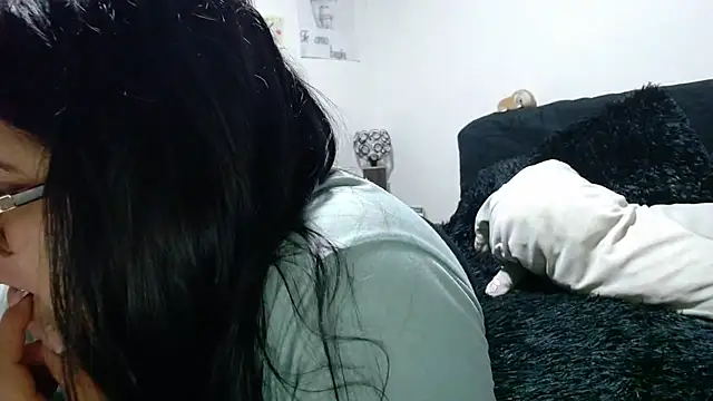 viccky vick online show from May 20, 1:46 am