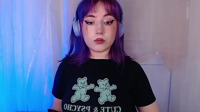 purplewitch online show from February 19, 1:32 pm