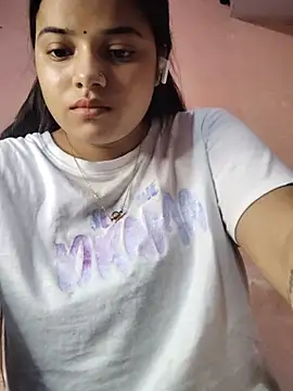 CUTE 09 online show from July 25, 6:09 am