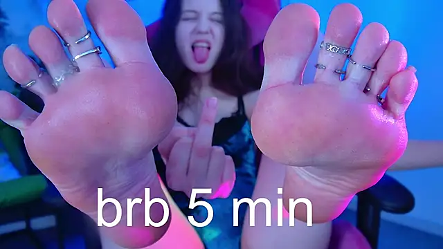 MilaStoyne online show from February 2, 7:18 am