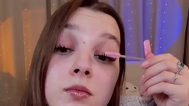 kaisajenner online show from November 22, 7:38 pm