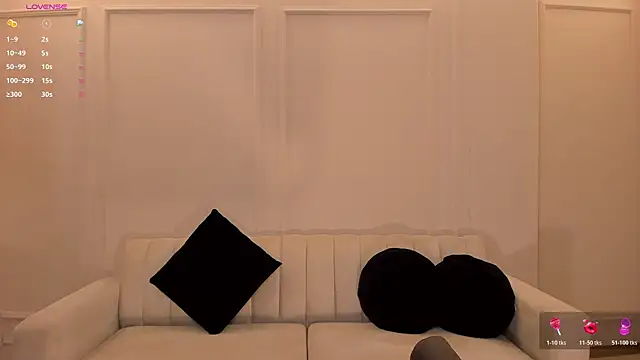 BeccaBaxter online show from June 26, 12:28 pm