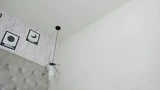 Raichell  online show from June 4, 5:17 pm