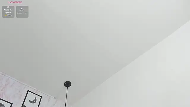 Raichell  online show from July 7, 4:32 pm