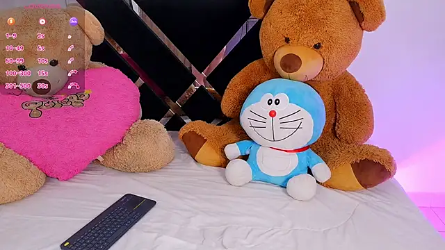 CatalinaSmith1 online show from February 26, 11:37 pm