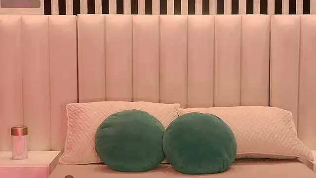 AmaiaHaywood online show from January 8, 5:11 am