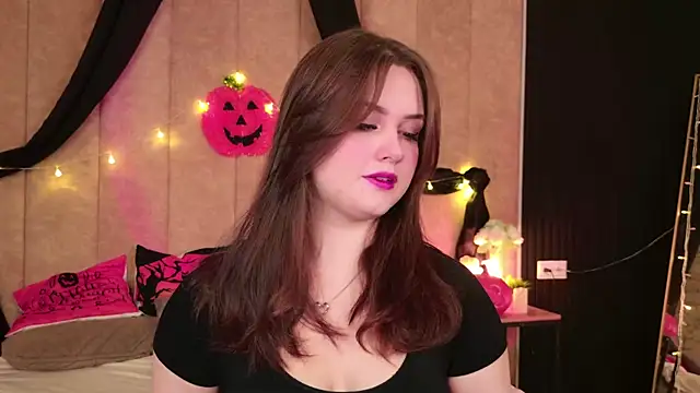 Kendra Parlow online show from October 20, 8:56 pm