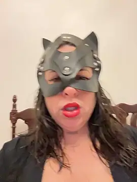 laarti online show from October 10, 5:18 pm