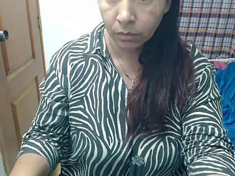 Siblleyx online show from May 4, 11:40 pm