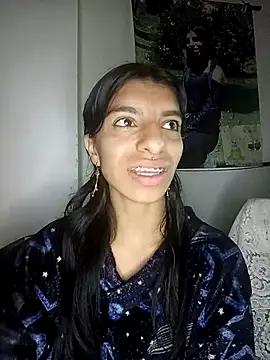 Snapshot of Ariell_Kieran chatting on October 8, 5:12 am Ariell Kieran online show from October 8, 5:12 am